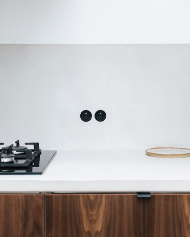 ROND 2.0 stopcontact inbouw type E socket penaarding penaarde Belgie Frankrijk afmetingen - rond io De Oude Schakelaar