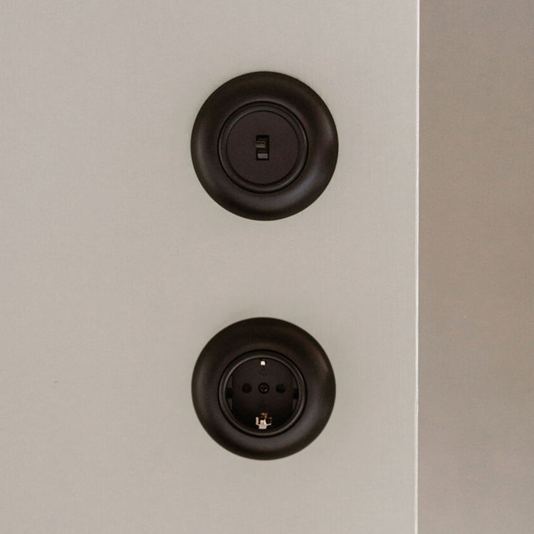 Mat zwarte dimmer universeel LED halogeen 12 volt  De Oude Schakelaar rond wissel