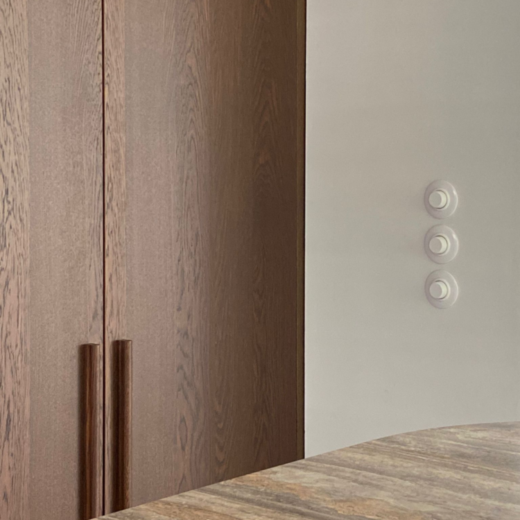 Wit bakeliet dimmer inbouw rond