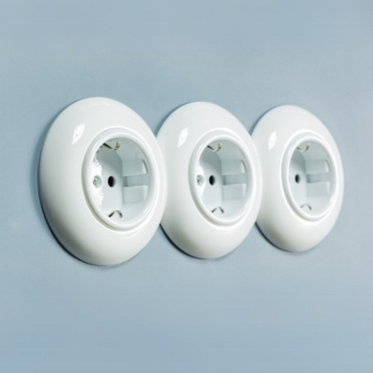 Wit rond afdekraam 3-voudig drie ronde Wit schakelmateriaal www.deoudeschakelaar.nl wit rond