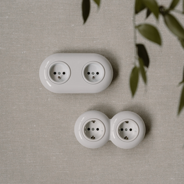 2-voudig stopcontact wit inbouw rond 85 mm