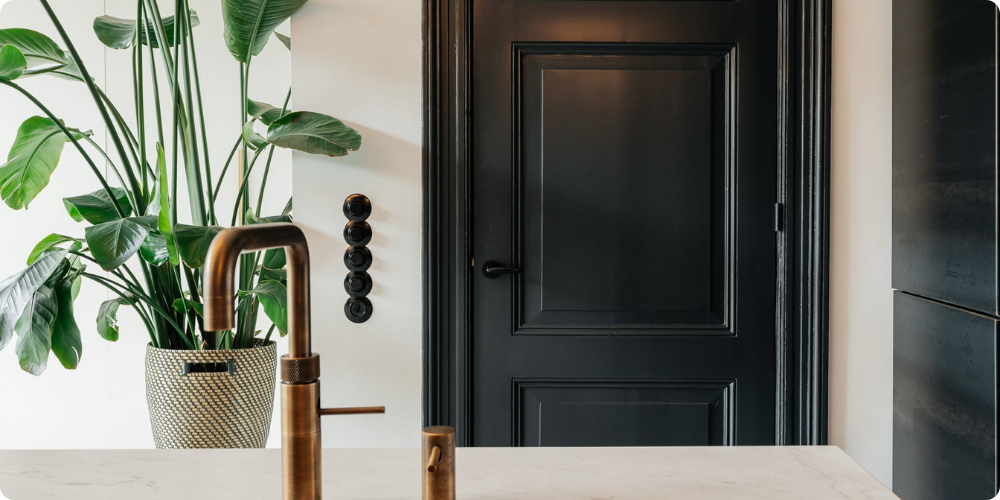 Zwarte ronde schakelaars meervoudig bakeliet inbouw retro