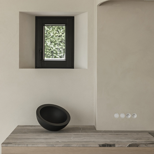 Ronde inbouw schakelaars en stopcontacten wit minimalistisch